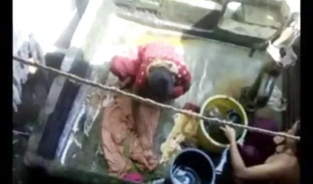 एक युवा, पतला गधा में एक हरे रंग के फूल हिंदी फिल्म दिखाएं सेक्स के रूप में टैटू के साथ पतला एक उत्साही भारी मुर्गा बेकार है