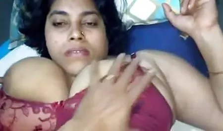 हॉटी पीछे से मोटा मुर्गा लेता है सेक्सी वीडियो फिल्म पिक्चर