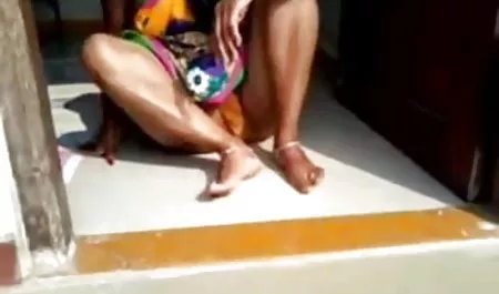 यार ने पिक्चर फिल्म वीडियो सेक्सी अपने लंड को बालों वाली चूत में डाल दिया