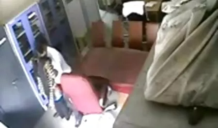 गलफुल्ला सेक्सी हिंदी फीचर फिल्म एशियाई लड़कियों सह में कवर किया