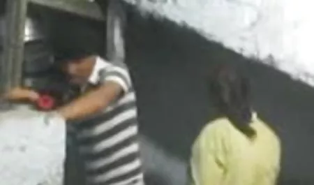 नकाबपोश लंड एशियाई चूत में सेक्सी पिक्चर फिल्म हिंदी में