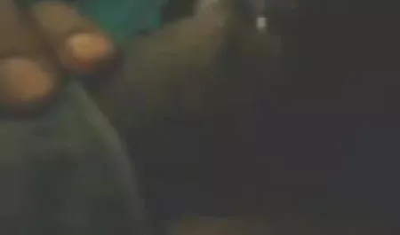 Tanned बेब हिंदी फिल्म पिक्चर सेक्सी उसके खूबसूरत शरीर लाड़