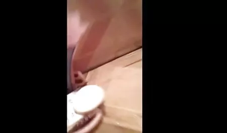 युवा फूहड़ एक ही समय में हस्तमैथुन और चूसना पसंद हिंदी पिक्चर वीडियो सेक्सी करते हैं