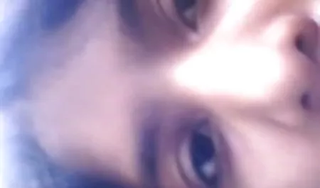 लड़की के पास कार की मरम्मत के लिए कुछ भी नहीं था, मुझे हिंदी पिक्चर फिल्म सेक्सी में चूत का विकल्प बनाना पड़ा