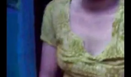 बिल्ली और गुदा से मोटी थरथाने वालों को हटाने के बाद, कुतिया ने सेक्सी फिल्म भेजो वीडियो एक बड़े डिक के साथ अपनी गांड को एक दोस्त के लिए बदल दिया