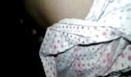 ठाठ स्तन के साथ गर्म गोरा, मिठाई गधा खुद सोफे हिंदी पिक्चर फिल्म सेक्सी वीडियो में पर fucks