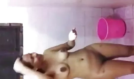 सुंदर ट्रान्स मुर्गा बेकार है सेक्सी हिंदी में पिक्चर