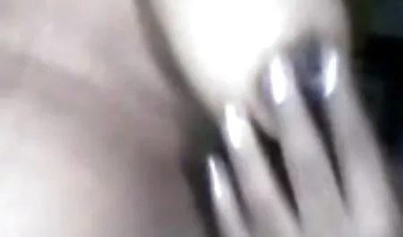 दादी अपनी पोती के दोस्त के साथ सेक्स करने के लिए फिल्म सेक्सी हिंदी पिक्चर भाग्यशाली थी