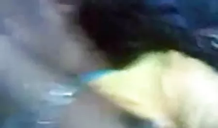 लाल बालों वाली लड़की गहराई से अपने प्रेमी के सदस्य पर अपना मुंह डालती है। दोनों वास्तव में सेक्सी नंगी सेक्सी फिल्म इसे पसंद करते हैं!