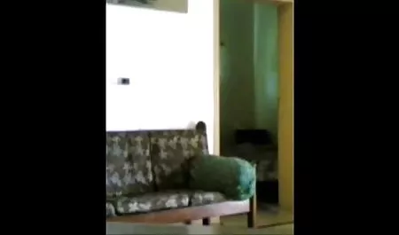 पहली बैठक में, दोस्ताना सेक्स वीडियो पिक्चर फिल्म भावनाएं तुरंत गायब हो गईं, केवल यौन आकर्षण के लिए कमरा छोड़कर