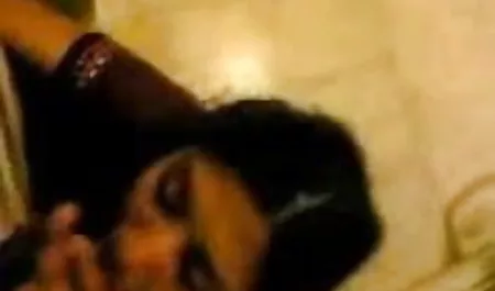 कैमरे पर पहली समलैंगिक सेक्स सेक्स पिक्चर वीडियो में हस्तमैथुन