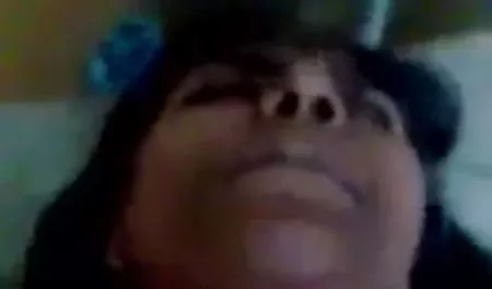 वेबकैम पर छोटे स्तन नृत्य के साथ वीडियो पिक्चर सेक्सी पतला निप्पल