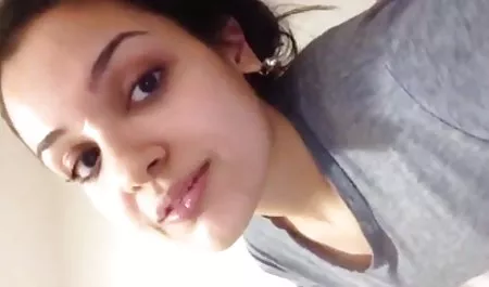 दो युवा, गर्म लड़कियों प्रकृति में दुलार करते सेक्स पिक्चर हिंदी हैं