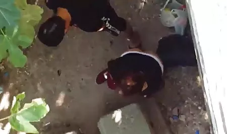 बिग-बोबेड यंगस्टर सोफे पर गड़बड़। एक कमबख्त इंग्लिश सेक्सी पिक्चर वीडियो गधे के साथ चाची कैंसर की मुद्रा में खड़े रहना पसंद करती हैं और उसके छेदों में बड़ा सा छेद कर देती हैं