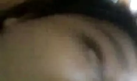 स्नान में गोरा सेक्सी पिक्चर भेजो वीडियो में उसकी प्रेमिका को बिल्ली देता है