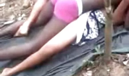 लड़की ने अपने प्रेमी को एक सेक्सी पिक्चर सेक्स फिल्म गहरी blowjob के साथ जगाने का फैसला किया