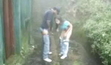 हॉर्नी हिंदी फिल्म पिक्चर सेक्सी ब्लोंड गर्ल जिसे कॉल बॉय कहा जाता है