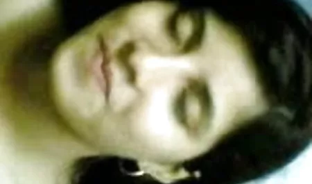 जर्मन कुतिया गड़बड़ और एक कार में सेक्स वीडियो पिक्चर फिल्म हस्तमैथुन