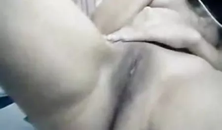 हॉट ब्लोंड सेक्सी इंग्लिश पिक्चर दिखाइए ओलेना उसके पड़ोसी को बहकाती है