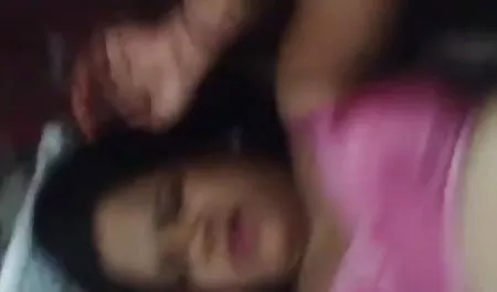 पार्टी के वीडियो सेक्सी पिक्चर वीडियो सेक्सी पिक्चर बाद छात्रों ने एक कार में चुदाई की