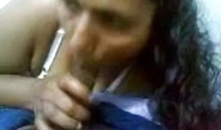 परिपक्व श्यामला भारत ग्रीष्मकालीन सेक्स पिक्चर सेक्स फिल्म उसके सेक्सी पति द्वारा गड़बड़ हो जाता है