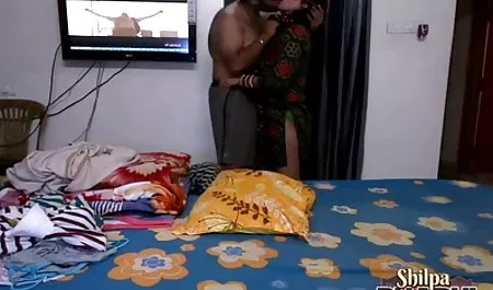 बॉस सबसे क्रूर, नीली हुक के साथ छुट्टी मनाने के लिए अपने कर्मचारी को सेक्सी में हिंदी पिक्चर फिल्म अपने बेडरूम में लाता है