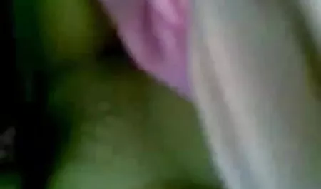 क्यूट चूत उसकी वीडियो सेक्सी पिक्चर वीडियो हिंदी चूत को सहलाती है