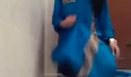 युवा छात्र हमेशा एक काले आदमी के साथ सोने का सपना ब्लू पिक्चर ब्लू फिल्म हिंदी देखता था