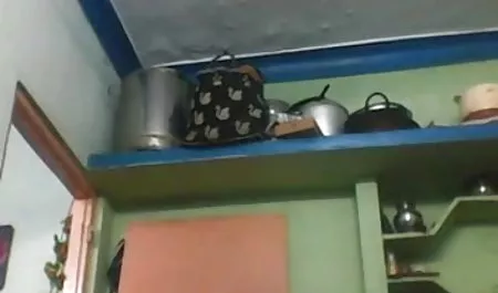 एक आदमी अपनी पत्नी के गीले छेद को चाटता है सेक्सी पिक्चर का वीडियो बताइए