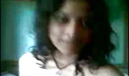 स्टालियन ने एक युवा मूर्ख लड़की को देखा और तुरंत सेक्सी पिक्चर फिल्म हिंदी उसे चारों तरफ से घिसना शुरू कर दिया, नेकलाइन में देखा और उसके ठाठ, छोटे स्तन की वासना की जांच की