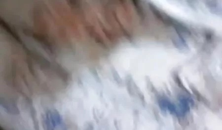 विक्टोरिया ने अधिक से अधिक पुरुषों के साथ छेड़खानी करने का फैसला किया, इसलिए उसने एक मनोरंजक वीडियो सेक्सी फिल्म पिक्चर हिंदी शूट किया जहां वह खुद को सहलाती है और एक डिल्डो में लिप्त होती है