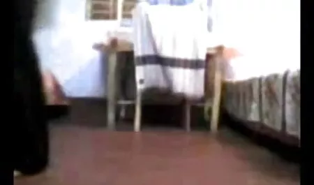 गिया ने सेक्सी पिक्चर हिंदी फिल्म गांड में मोटा लंड डाला