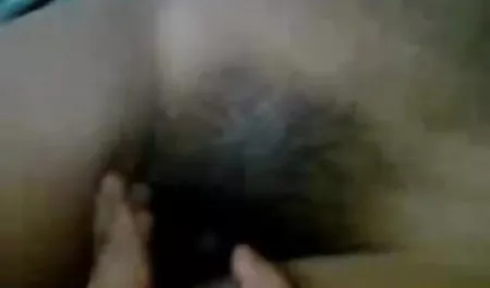 युवा लड़की दादी और थरथानेवाला द्वारा इंग्लिश सेक्सी पिक्चर दिखाओ गड़बड़ हो जाता है