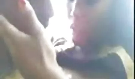 भूरे बालों वाली कमीने ने सेक्सी पिक्चर वीडियो चाहिए मोज़ा में एक परिपक्व महिला के साथ सेक्स किया है