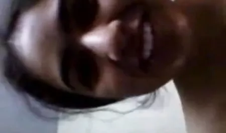 18 साल की बेब गर्म शुक्राणु पीती सेक्सी हिंदी में पिक्चर है