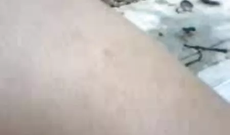 लंबा गोरा सेक्सी सेक्सी फिल्म हिंदी में समलैंगिक उसकी सेक्सी प्रेमिका के लिए एक मालिश के लिए आया था