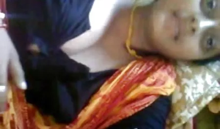 एक छोटी बालों वाली कुतिया ट्रेन में अपने साथी को सही से चूसती है। वे वेस्टिबुल सेक्सी हिंदी पिक्चर मूवी में चले गए, जहां उस व्यक्ति ने अपनी पैंट उतार दी और अपने उत्तेजित डिक को उसके मुंह में फेंक दिया