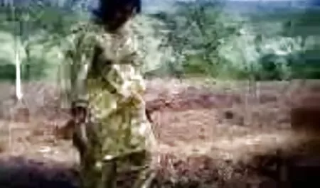 परिपक्व विवाहित जोड़े ने मुद्रा 69 में चाट लिया, और पत्नी का प्रेमी उसके गुदा वीडियो पिक्चर सेक्सी छेद में घुस गया