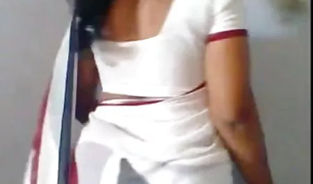 कुतिया सेक्स पिक्चर मूवी सेक्स एक लंबे मुर्गा पर उसे गधा बढ़ा दिया जाता है