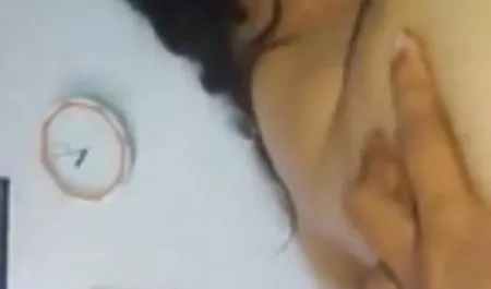 ट्रेनी ने एक मूल सेक्सी वीडियो पिक्चर दिखाइए चुदाई की