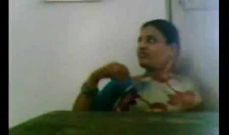 दोस्त अपने दोस्त निगा क्रस्टेशियन सेक्सी पिक्चर दिखाएं वीडियो में fucks