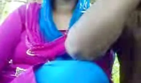 रेडहेड कुतिया की उम्मीद नहीं थी कि वह इस तरह से सेक्सी पिक्चर वीडियो भेजिए मजाक उड़ाएगी