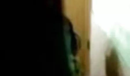 कैटरीना एक बड़ा मुर्गा अपने सेक्सी पिक्चर सेक्सी फिल्म वीडियो मुंह में लेती है