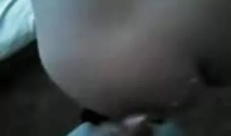 एक मुंडा के साथ मुंडा छेद और तेल से सराबोर कुतिया सेक्सी हिंदी में पिक्चर