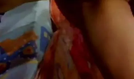 परिपक्व गोरा के बॉलीवुड सेक्सी पिक्चर बड़े स्तन पर सह