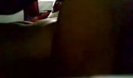 सेक्सी सेक्रेटरी अपने बॉस को ऑफिस में एक डिक इंग्लिश पिक्चर हिंदी में सेक्सी चूसता है