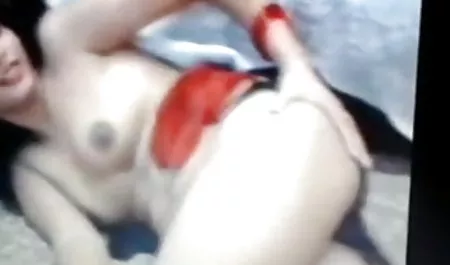 भयानक लड़की खिलौने के साथ खुद सेक्सी हिंदी फीचर फिल्म को खुश करती है