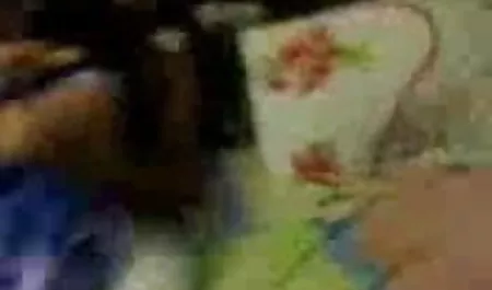 वह अपनी सेक्स सेक्सी पिक्चर फिल्म प्रेमिका को कैमरे से दूर ले गया, कुतिया सहमत होने से पहले बहुत समय तक टूट गई, लेकिन यह जांचने लायक थी कि वह लायक था