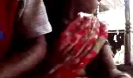 दो लंडों ने उसके चेहरे को ब्लू पिक्चर ब्लू फिल्म हिंदी स्पर्म से छलनी कर दिया