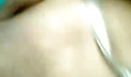 उत्तेजित काले आदमी सेक्सी नंगी सेक्सी फिल्म ने पूल को साफ किया और एक युवा श्यामला को गड़बड़ कर दिया